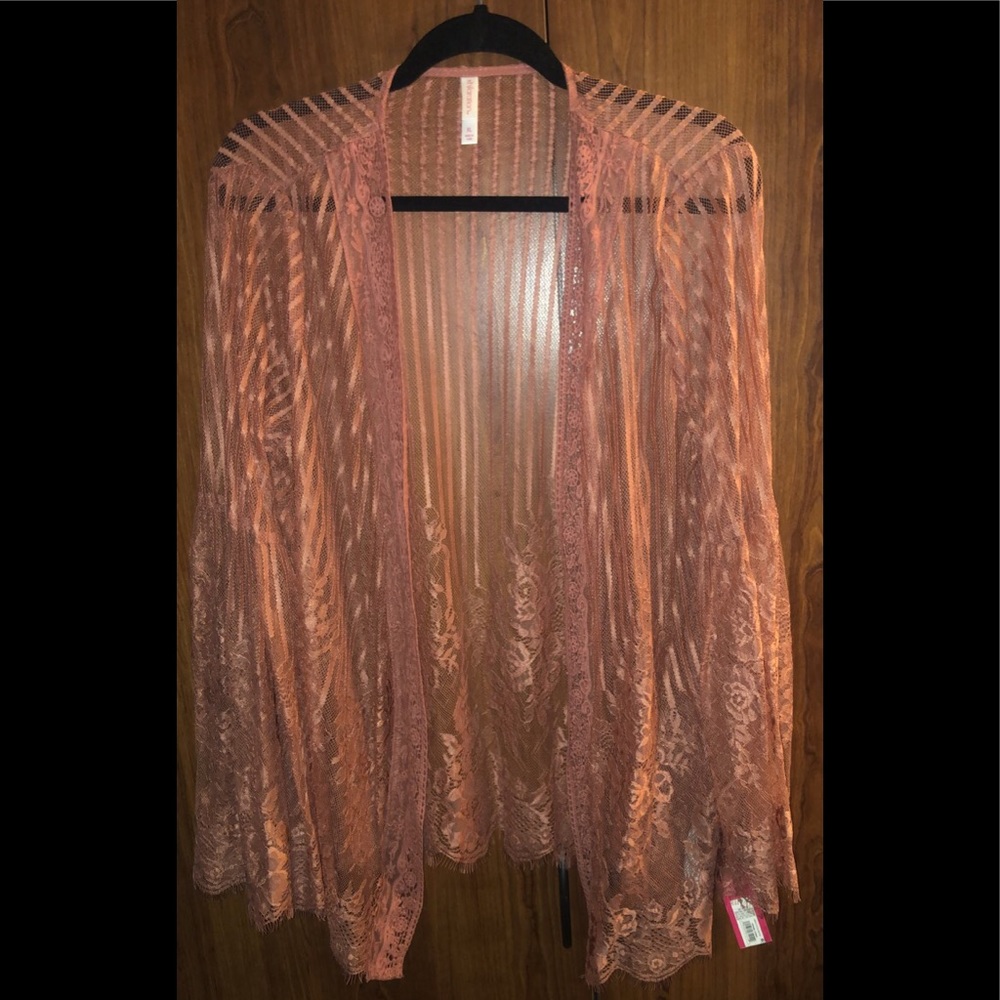 Pretty rose gold lace shawl